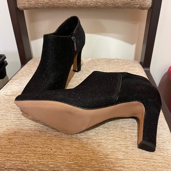 Sparkle Wedges - Picture 3 of 3